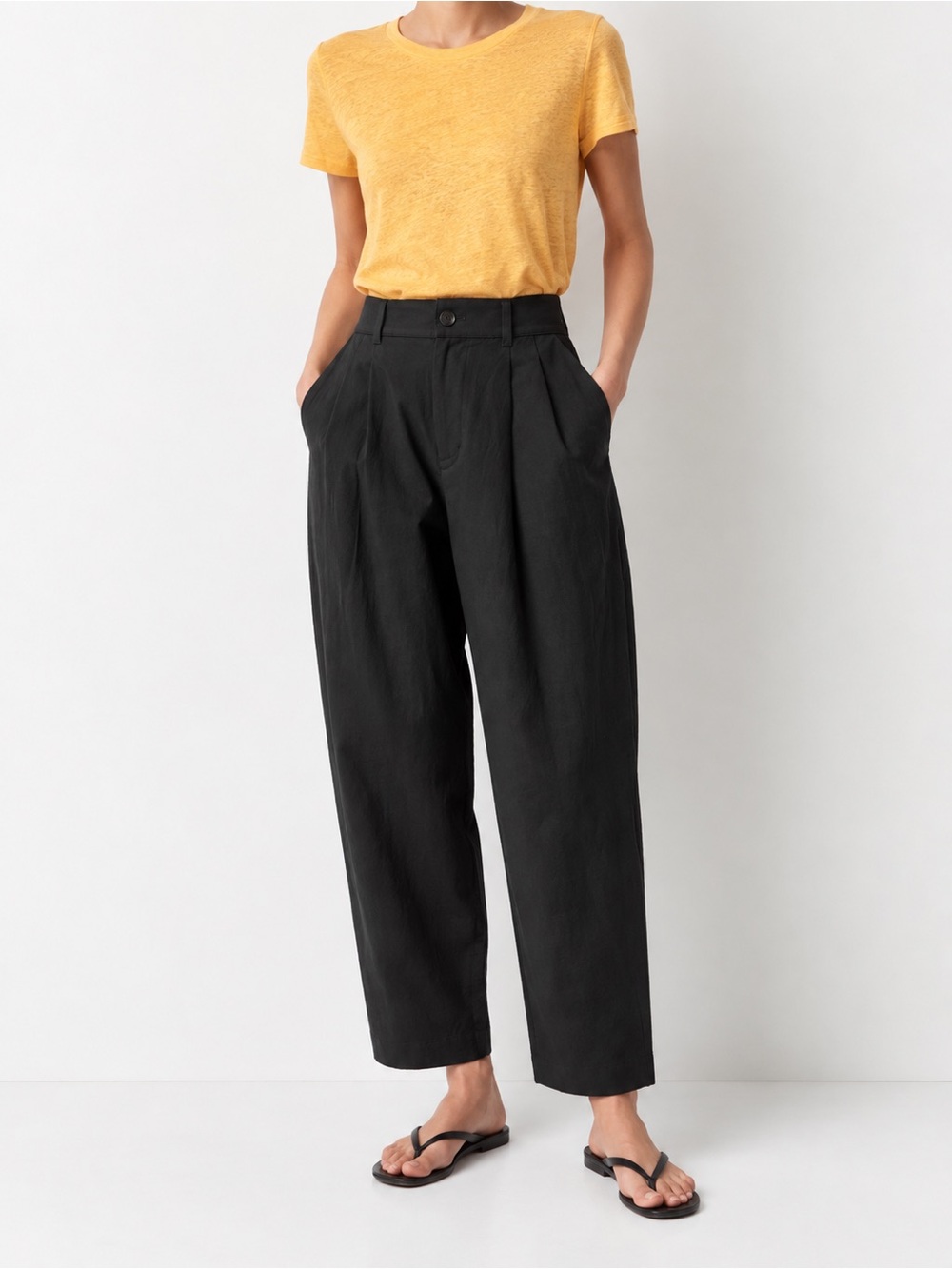 Uniqlo Tapered Black Pants High Waist Trousers Office Casual Linen Blend Small